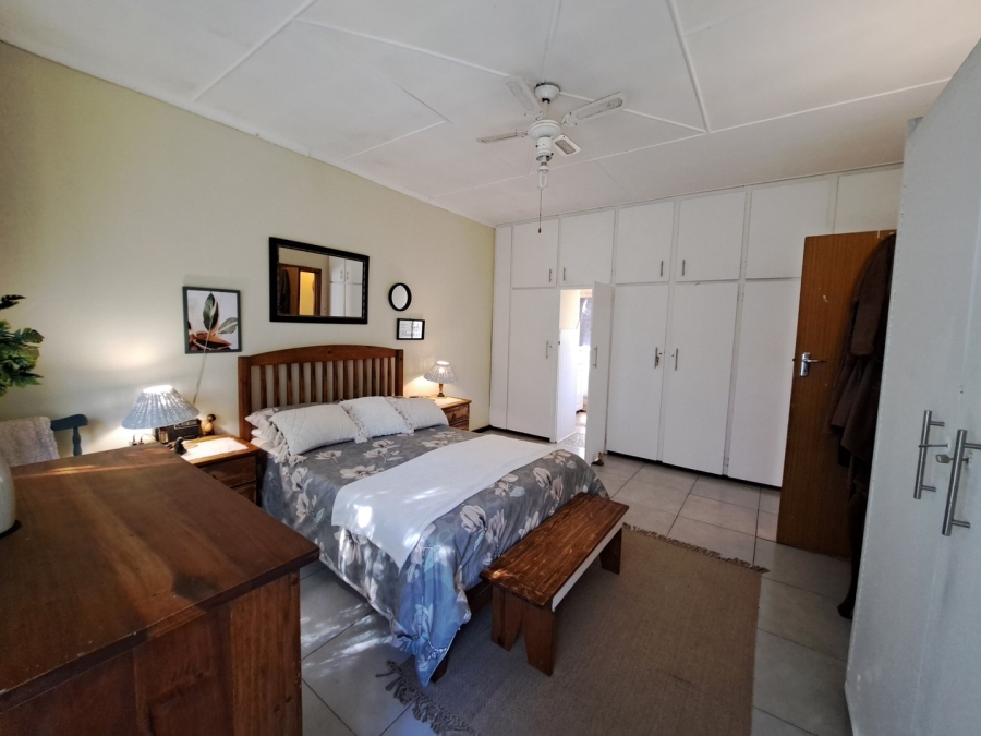 3 Bedroom Property for Sale in Summerpride Eastern Cape